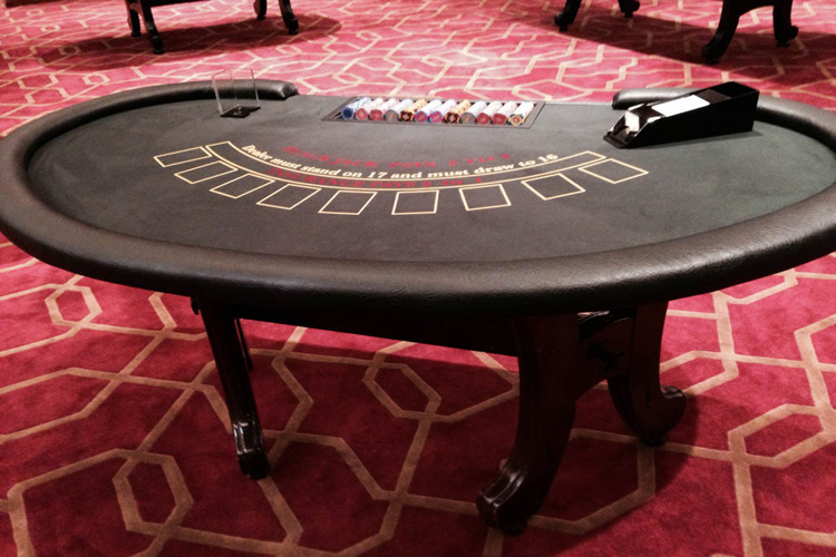 Blackjack Hire London | Blackjack Table Hire - Viva Vegas